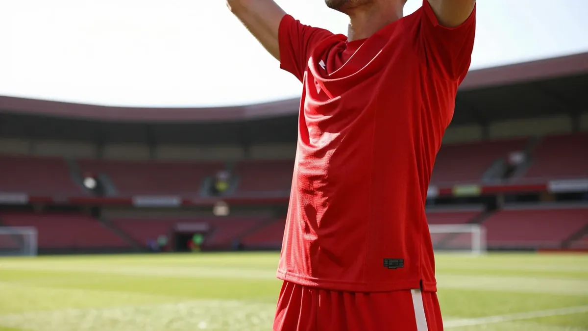 Former striker Dean Windass believes Middlesbrough have every chance of automatic promotion this season, praising...