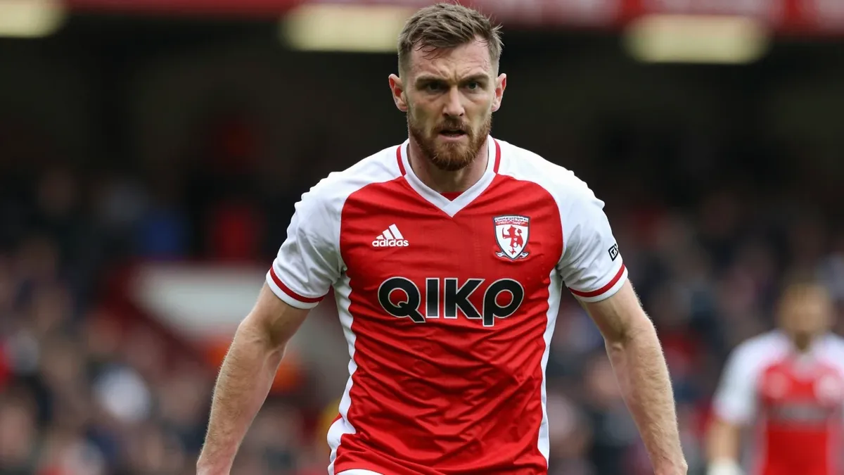Middlesbrough sign Sam Byram to boost full-back depth